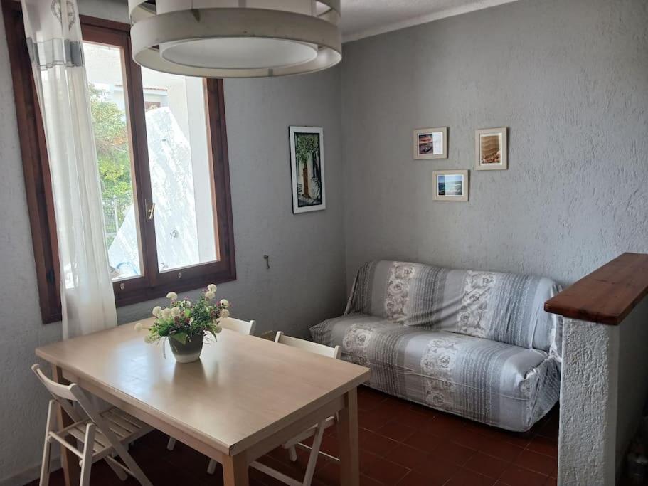 Appartamento A Baia Santa Reparata Esterno foto